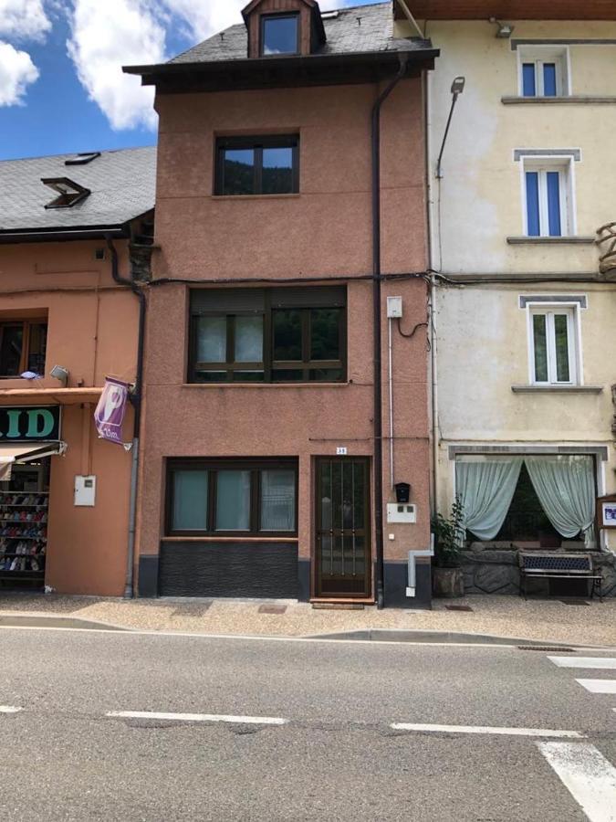 Alojamiento Karina Apartment Les Luaran gambar